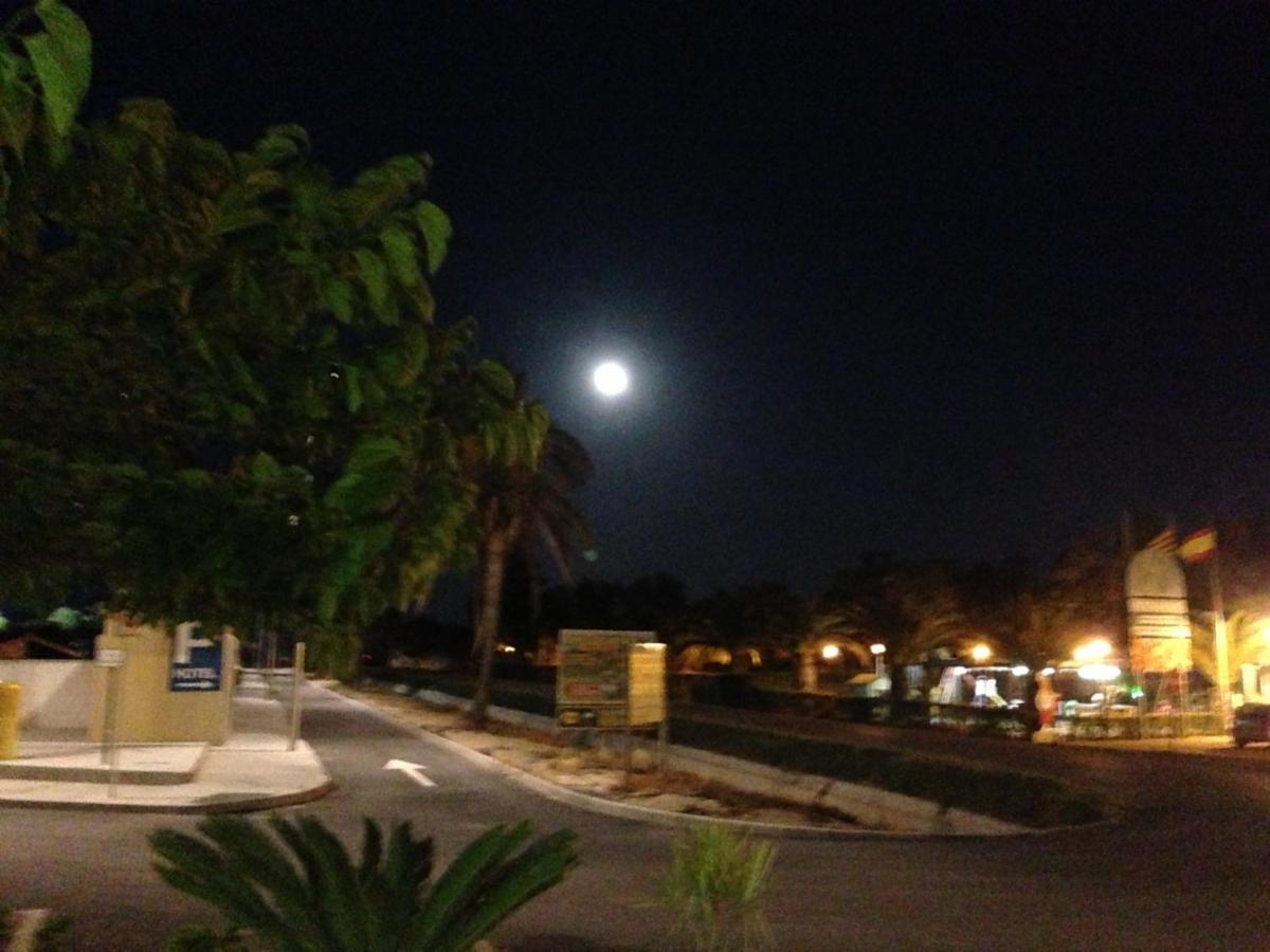 Hotel Mediterrani Blau L'Eucaliptus ภายนอก รูปภาพ